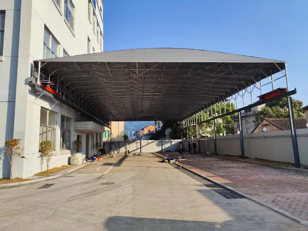 廠房大型電動（dòng）推拉雨棚遮陽棚移動伸縮棚